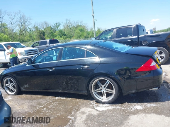 2006 Mercedes-Benz CLS 500 with VIN WDDDJ75X26A067981, listed as a IAAI auction lot 41946739 with 184,684 mi miles and . Bid and sale history available at DreamBid. Image 14.
