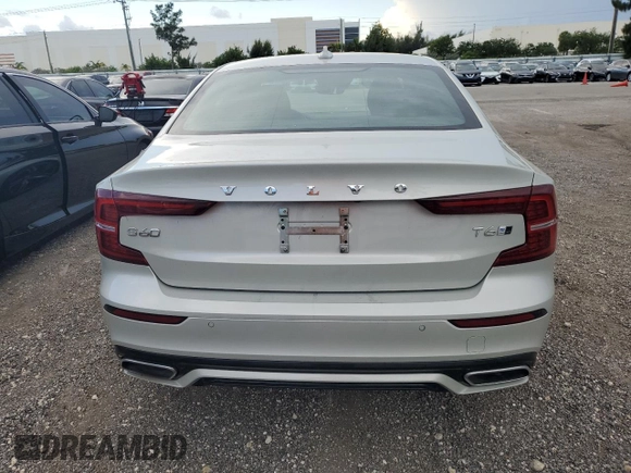 2019 Volvo S60 R-Design with VIN 7JRA22TM1KG014610, listed as a Copart auction lot 49014773 with 39,279 mi miles. Bid and sale history available at carsss.com. Image 6.
