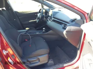 2018 Toyota C-HR XLE with VIN JTNKHMBX5J1006497, listed as a IAAI auction lot 41918758 with 41,668 mi miles. Bid and sale history available at carsss.com. Image 5.