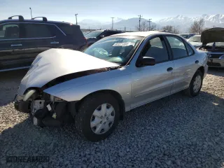 2002 Chevrolet Cavalier with VIN 1G1JC524727182873, listed as a Copart auction lot 47271305 with 139,677 mi miles and Salvage Title. Bid and sale history available at carsss.com. Image 1.