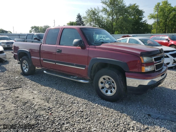 2007 Chevrolet Silverado 1500 Classic LT1 with VIN 1GCEK19Z97Z133823, listed as a Copart auction lot 65445664 with 190,712 mi miles and Clean Title. Bid and sale history available at carsss.com. Image 4.
