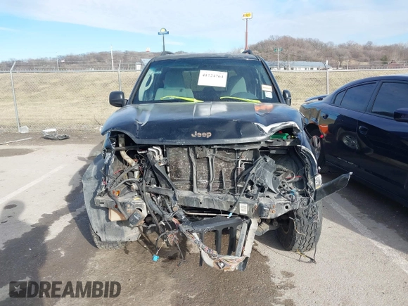 2007 Jeep Liberty Sport with VIN 1J4GL48K17W602216, listed as a IAAI auction lot 41724764 with 282,578 mi miles. Bid and sale history available at carsss.com. Image 13.