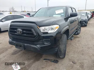 2021 Toyota Tacoma SR z VIN 5TFAX5GNXMX193978, wystawiony jako IAAI lot #41595827 z przebiegiem 43 999 mil mil oraz . Historia ofert i sprzedaży dostępna na DreamBid. Obrazek 17.