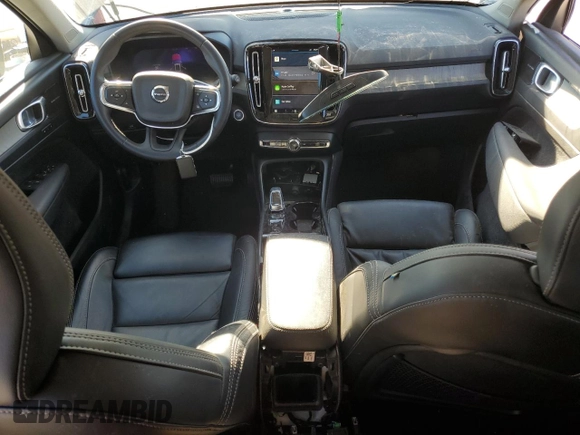 2024 Volvo XC40 Plus Bright Theme z VIN YV4L12UE0R2215081, wystawiony jako Copart lot #87918425 z przebiegiem 19 841 mil mil oraz Szkoda całkowita • Salvage title. Historia ofert i sprzedaży dostępna na DreamBid. Obrazek 8.