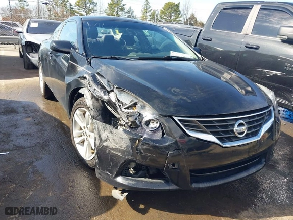 2013 Nissan Altima 2.5 S with VIN 1N4AL2EP0DC137365, listed as a IAAI auction lot 41673131 with 116,267 mi miles. Bid and sale history available at carsss.com. Image 6.