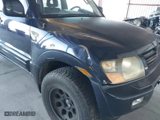 2002 Mitsubishi Montero LTD with VIN JA4MW51R02J056182, listed as a IAAI auction lot 41997067 with 176,963 mi miles. Bid and sale history available at carsss.com. Image 6.