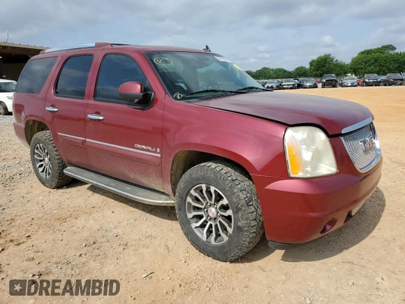 2008 GMC Yukon Denali с VIN 1GKFK63878J250757, выставлен на аукционе Copart как лот 54700295 с пробегом 220 383 миль миль и Списание • Salvage title. История ставок и продаж доступна на DreamBid. Изображение 4.
