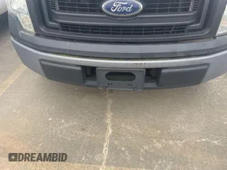 2014 Ford F-150 XL with VIN 1FTMF1CM8EKE73435, listed as a IAAI auction lot 42088217 with 181,422 mi miles. Bid and sale history available at carsss.com. Image 1.