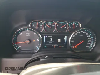 2019 Chevrolet Suburban LT with VIN 1GNSCHKCXKR207233, listed as a Copart auction lot 55410464 with 107,500 mi miles and Salvage Title. Bid and sale history available at DreamBid. Image 9.