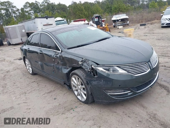 2015 Lincoln MKZ Hybrid with VIN 3LN6L2LU5FR600318, listed as a IAAI auction lot 41554230 with 179,935 mi miles. Bid and sale history available at carsss.com. Image 1.
