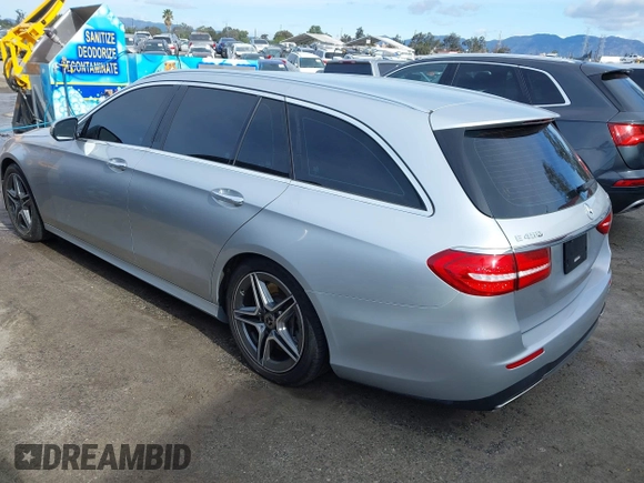 2019 Mercedes-Benz E 450 with VIN WDDZH6JBXKA637855, listed as a IAAI auction lot 41881279 with Not Provided miles and . Bid and sale history available at DreamBid. Image 3.
