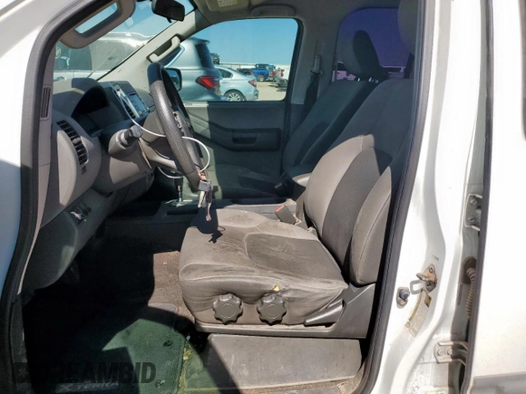 2014 Nissan Xterra S z VIN 5N1AN0NU3EN804820, wystawiony jako Copart lot #57591405 z przebiegiem 154 218 mil mil oraz Szkoda całkowita • Salvage title. Historia ofert i sprzedaży dostępna na DreamBid. Obrazek 7.
