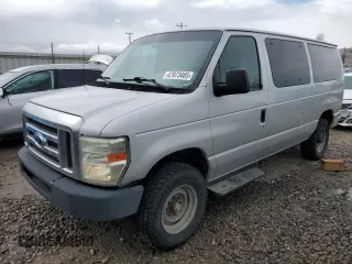 2008 Ford Econoline Passenger XL with VIN 1FBNE31LX8DA20587, listed as a Copart auction lot 47973485 with 218,047 mi miles and Clean Title. Bid and sale history available at carsss.com. Image 1.