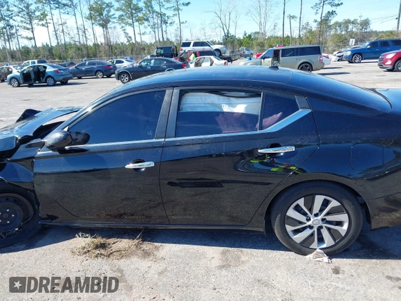 2020 Nissan Altima 2.5 S with VIN 1N4BL4BVXLC243162, listed as a IAAI auction lot 41449528 with 88,815 mi miles. Bid and sale history available at carsss.com. Image 14.