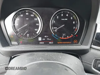 2023 BMW X2 sDrive28i z VIN WBXYH9C04P5V72846, wystawiony jako IAAI lot #41479964 z przebiegiem 29 644 mil mil oraz . Historia ofert i sprzedaży dostępna na DreamBid. Obrazek 7.