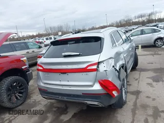 2017 Lincoln MKX Reserve with VIN 2LMPJ8LR6HBL16906, listed as a IAAI auction lot 41857727 with 111,895 mi miles. Bid and sale history available at carsss.com. Image 15.