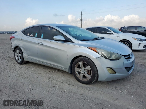 2013 Hyundai Elantra GLS z VIN KMHDH4AE2DU754975, wystawiony jako Copart lot #59701275 z przebiegiem 180 451 mil mil oraz Szkoda całkowita • Salvage title. Historia ofert i sprzedaży dostępna na DreamBid. Obrazek 4.