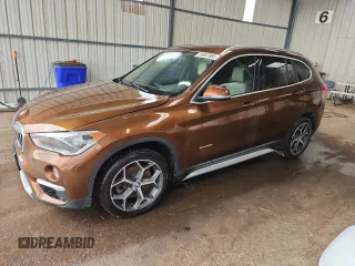 2016 BMW X1 xDrive28i z VIN WBXHT3C37G5F65205, wystawiony jako Copart lot #56987885 z przebiegiem 123 668 mil mil oraz Czysty tytuł • Clean title. Historia ofert i sprzedaży dostępna na DreamBid. Obrazek 1.