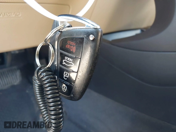 2016 Hyundai Azera with VIN KMHFG4JG1GA559713, listed as a IAAI auction lot 41898503 with 84,422 mi miles and . Bid and sale history available at DreamBid. Image 11.