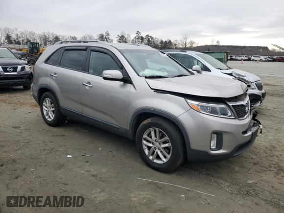 2015 Kia Sorento LX with VIN 5XYKT4A6XFG567734, listed as a Copart auction lot 43397335 with 152,166 mi miles and Salvage Title. Bid and sale history available at DreamBid. Image 4.