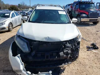 2015 Nissan Rogue SV with VIN KNMAT2MVXFP538282, listed as a IAAI auction lot 41776568 with 192,243 mi miles. Bid and sale history available at carsss.com. Image 6.