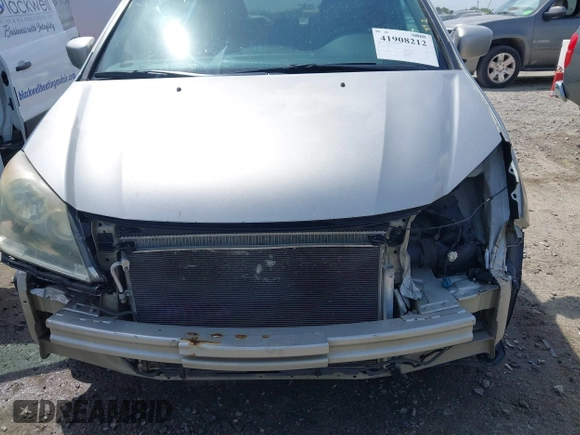 2008 Honda Odyssey EX-L with VIN 5FNRL38668B102716, listed as a IAAI auction lot 41908212 with 221,253 mi miles. Bid and sale history available at carsss.com. Image 19.