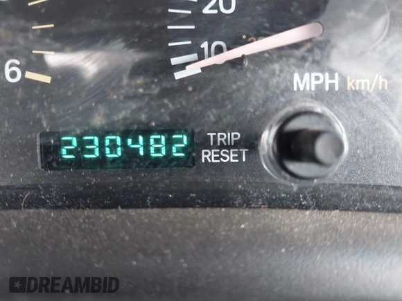 2001 Jeep Cherokee Sport with VIN 1J4FT48S01L528968, listed as a IAAI auction lot 41488259 with 230,482 mi miles. Bid and sale history available at carsss.com. Image 7.