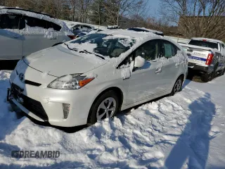 2014 Toyota Prius Four with VIN JTDKN3DU9E1761233, listed as a Copart auction lot 43545575 with 118,467 mi miles and Clean title. Bid and sale history available at DreamBid. Image 1.