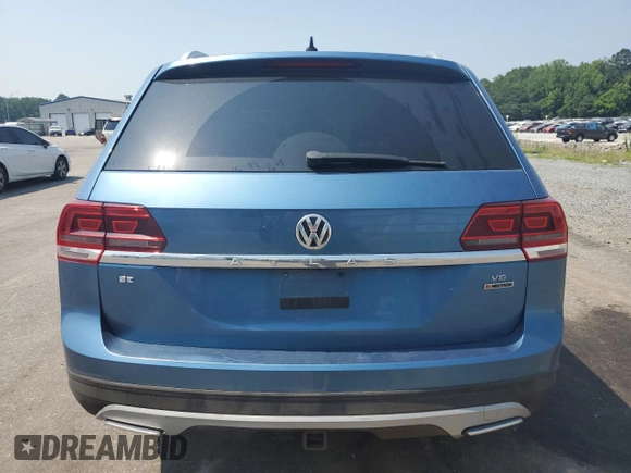 2019 Volkswagen Atlas SE with VIN 1V2UR2CA1KC511109, listed as a Copart auction lot 61486975 with 165,182 mi miles and Salvage title. Bid and sale history available at DreamBid. Image 6.