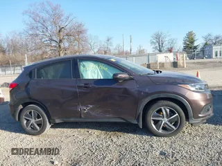 2021 Honda HR-V EX with VIN 3CZRU6H54MM748522, listed as a IAAI auction lot 41757716 with 47,143 mi miles. Bid and sale history available at carsss.com. Image 13.