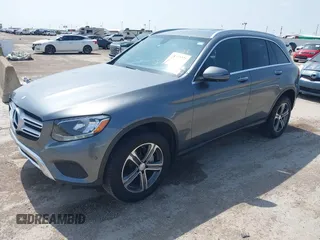 2016 Mercedes-Benz GLC with VIN WDC0G4JB4GF084697, listed as a IAAI auction lot 41929271 with 129,146 mi miles. Bid and sale history available at carsss.com. Image 2.