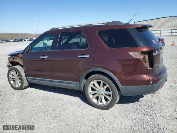 2012 Ford Explorer XLT with VIN 1FMHK7D87CGA34725, listed as a Copart auction lot 49584225 with 124,570 mi miles and Salvage Title. Bid and sale history available at carsss.com. Image 2.