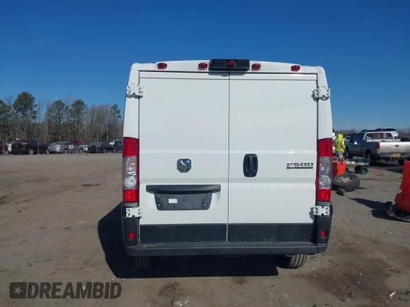 2025 Ram ProMaster Cargo Tradesman with VIN 3C6LRVVG0SE518973, listed as a IAAI auction lot 41434393 with 7,075 mi miles and . Bid and sale history available at carsss.com. Image 16.