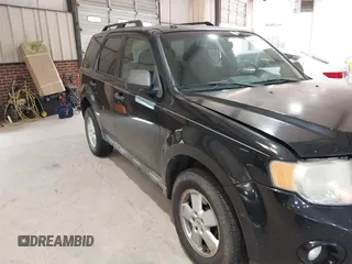 2012 Ford Escape XLT z VIN 1FMCU0DG1CKB57081, wystawiony jako IAAI lot #42611031 z przebiegiem 287 122 mil mil oraz . Historia ofert i sprzedaży dostępna na DreamBid. Obrazek 6.