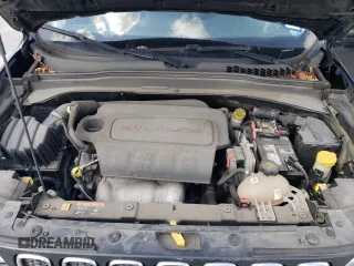 2017 Jeep Renegade Latitude with VIN ZACCJABB3HPG23892, listed as a Copart auction lot 63525885 with 57,251 mi miles and Salvage title. Bid and sale history available at DreamBid. Image 12.