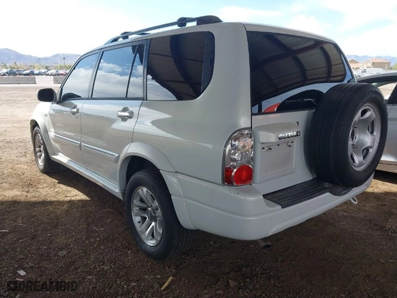 2005 Suzuki XL-7 LX with VIN JS3TY92V954100876, listed as a IAAI auction lot 41799284 with 203,303 mi miles. Bid and sale history available at carsss.com. Image 3.