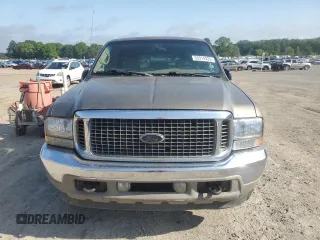 2002 Ford Excursion Limited with VIN 1FMNU42F22EB57873, listed as a Copart auction lot 53314335 with 333,736 mi miles and Clean Title. Bid and sale history available at DreamBid. Image 5.