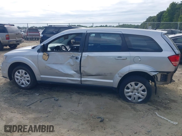 2014 Dodge Journey SE with VIN 3C4PDCAB7ET268221, listed as a IAAI auction lot 40262445 with 153,490 mi miles and . Bid and sale history available at carsss.com. Image 14.