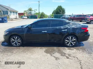 2017 Nissan Maxima SV z VIN 1N4AA6AP7HC409368, wystawiony jako IAAI lot #42253811 z przebiegiem 101 010 mil mil oraz . Historia ofert i sprzedaży dostępna na DreamBid. Obrazek 14.
