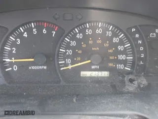2000 Toyota Tundra SR5 with VIN 5TBRT3415YS083140, listed as a IAAI auction lot 41750409 with 273,717 mi miles. Bid and sale history available at carsss.com. Image 7.