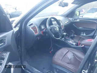 2014 Audi Q5 Premium Plus z VIN WA1LFAFP0EA014739, wystawiony jako IAAI lot #40776842 z przebiegiem 178 365 mil mil oraz . Historia ofert i sprzedaży dostępna na DreamBid. Obrazek 5.
