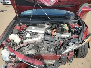 2016 Lexus ES 300h z VIN JTHBW1GG1G2117180, wystawiony jako Copart lot #57962425 z przebiegiem 107 587 mil mil oraz Szkoda całkowita • Salvage title. Historia ofert i sprzedaży dostępna na DreamBid. Obrazek 11.