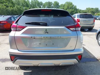 2024 Mitsubishi Eclipse Cross SE with VIN JA4ATWAA9RZ043647, listed as a IAAI auction lot 42795659 with 19,591 mi miles and . Bid and sale history available at DreamBid. Image 16.