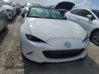 2017 Mazda MX-5 Miata Club z VIN JM1NDAC73H0124123, wystawiony jako Copart lot #76392804 z przebiegiem 19 535 mil mil oraz Nie do naprawy • Non repairable. Historia ofert i sprzedaży dostępna na DreamBid. Obrazek 5.