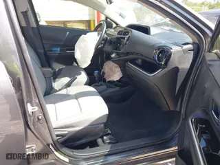 2015 Toyota Prius c One with VIN JTDKDTB31F1096438, listed as a IAAI auction lot 41859685 with 208,302 mi miles. Bid and sale history available at carsss.com. Image 5.