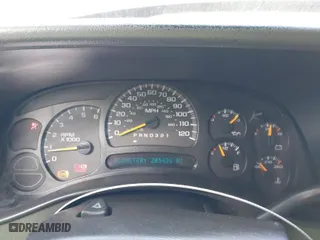 2006 Chevrolet Silverado 1500 LT1 with VIN 2GCEC13T661222743, listed as a IAAI auction lot 41837694 with 205,426 mi miles. Bid and sale history available at carsss.com. Image 7.