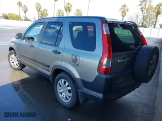 2006 Honda CR-V EX with VIN JHLRD688X6C016760, listed as a IAAI auction lot 41826866 with 294,185 mi miles. Bid and sale history available at carsss.com. Image 3.