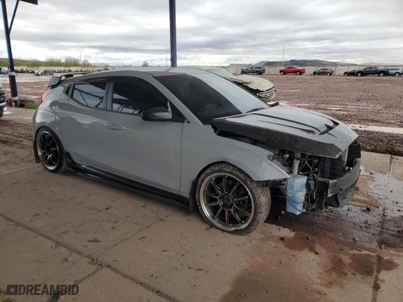 2020 Hyundai Veloster Turbo with VIN KMHTH6AB8LU028582, listed as a Copart auction lot 48250695 with 41,607 mi miles and Salvage Title. Bid and sale history available at carsss.com. Image 4.