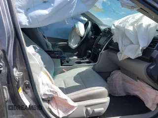 2015 Toyota Camry XLE z VIN 4T1BF1FK6FU923716, wystawiony jako IAAI lot #42038803 z przebiegiem 255 479 mil mil oraz . Historia ofert i sprzedaży dostępna na DreamBid. Obrazek 5.