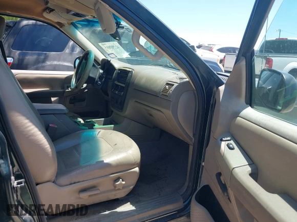 2002 Ford Explorer XLT z VIN 1FMZU63WX2ZC13479, wystawiony jako IAAI lot #42793555 z przebiegiem 206 581 mil mil oraz . Historia ofert i sprzedaży dostępna na DreamBid. Obrazek 5.